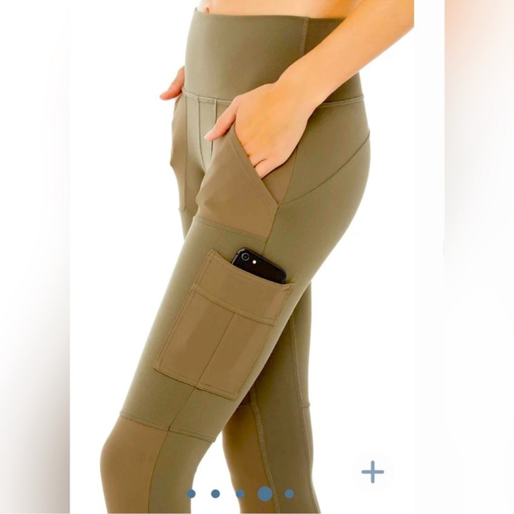 Alo Yoga High Waist Cargo Leggings Olive Green L - Picture 3 of 8